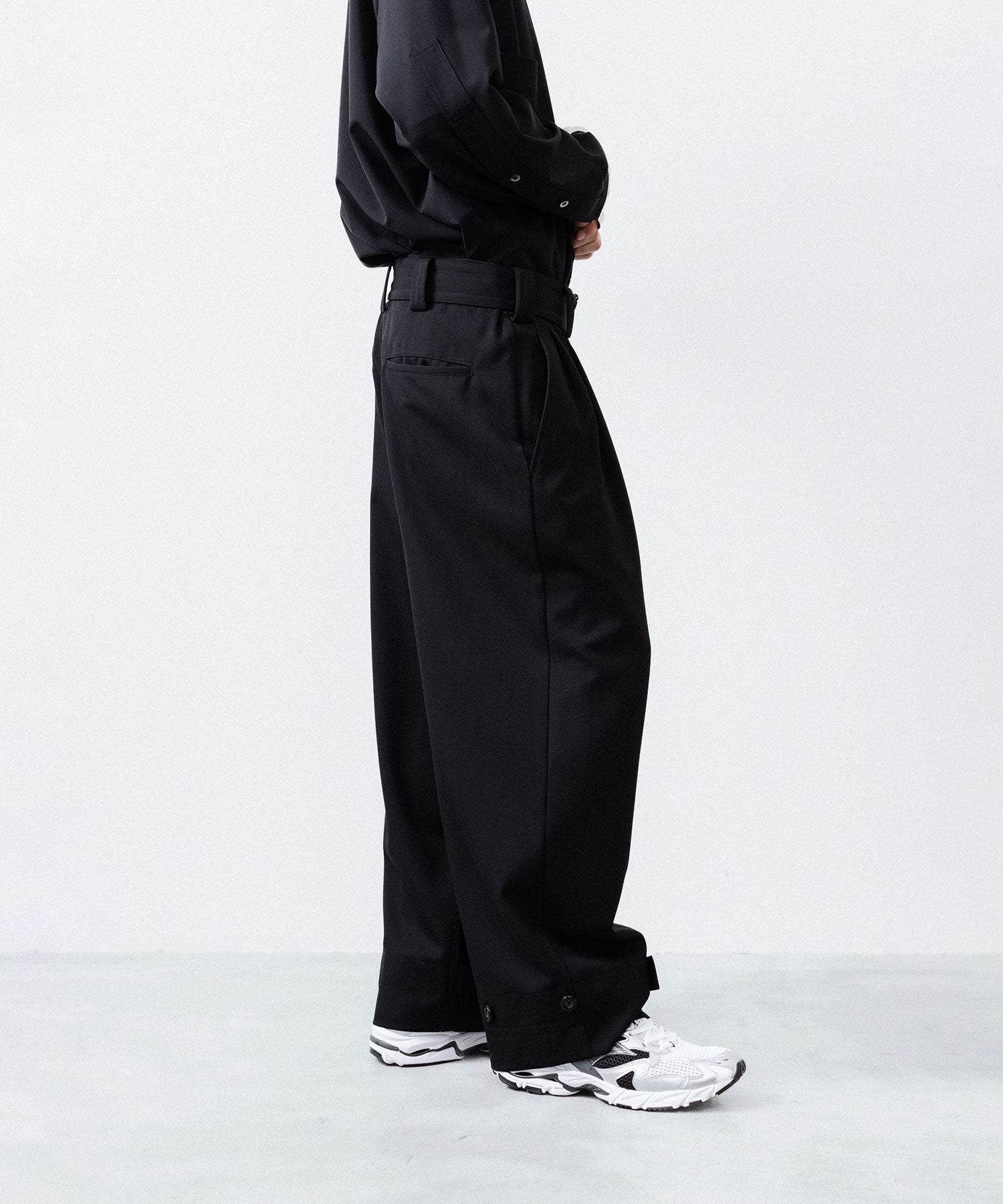 UJOH - ウジョーのTAB BELT PNTのBLACK公式通販サイトsession福岡セレクトショップ