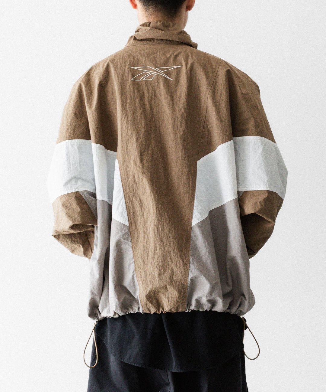UJOH(ウジョー)×Reebok(リーボック)のZIP STAND COLLAR BLOUSON - BEIGEの公式通販サイトsession福岡セレクトショップ