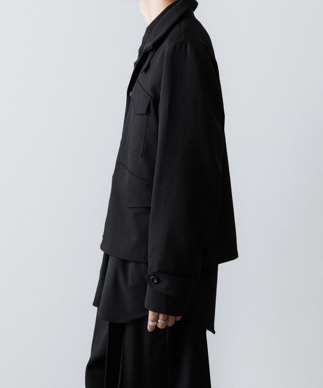【UJOH】RIB COLLAR 4 POCKETS BLOUSON - BLACK