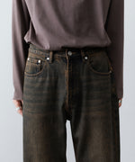画像をギャラリービューアに読み込む, CODA -コーダのBLACK BROWN WASH BREAK CUT FLARED JEANSのBLACK BROWN公式通販サイトsession福岡セレクトショップ
