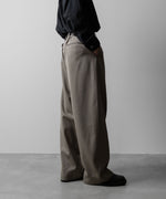 画像をギャラリービューアに読み込む, ssstein(シュタイン)のTWIST SEAM WIDE EASY TROUSERS - TAUPE BEIGEの公式通販サイトsession福岡セレクトショップ

