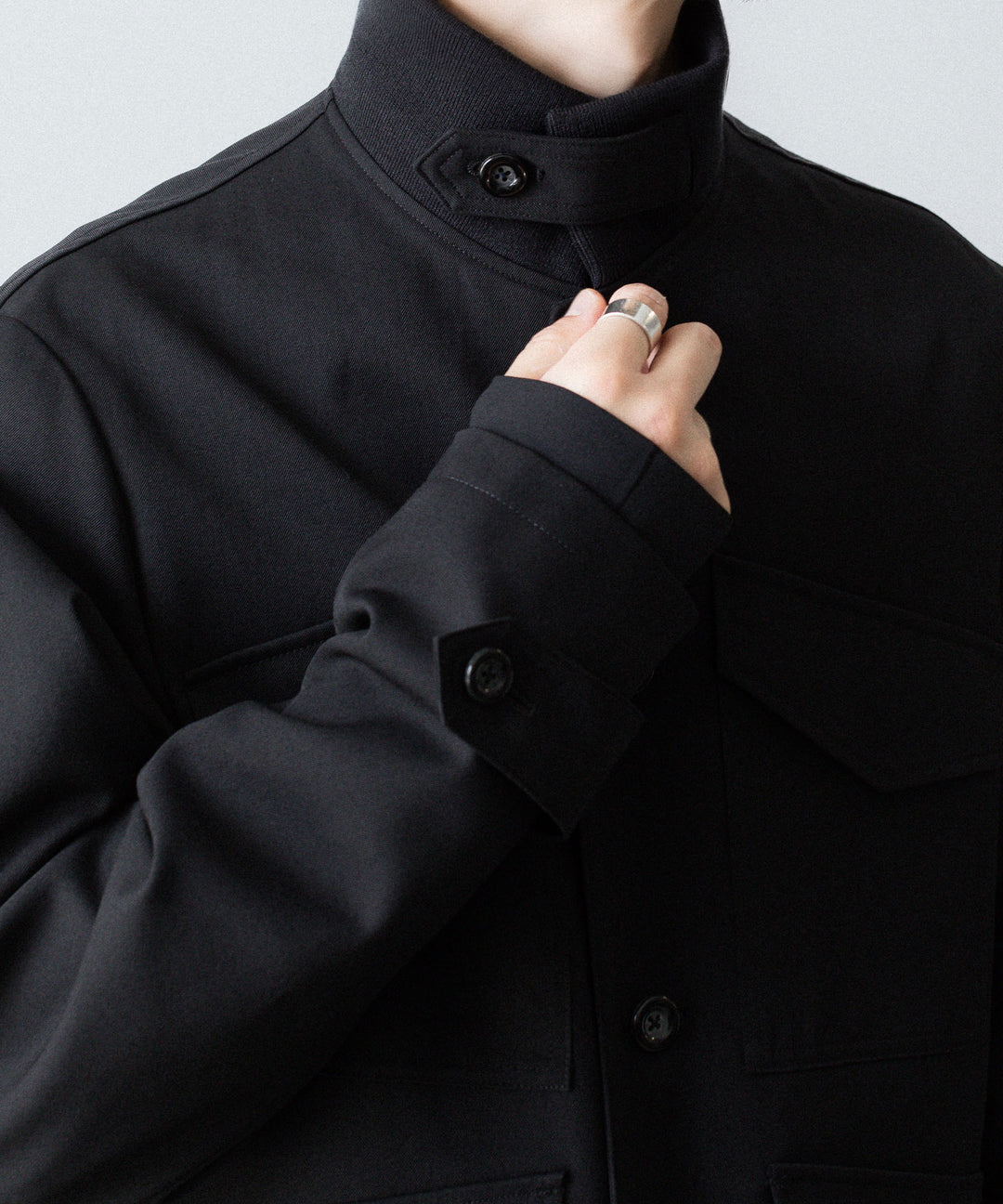【UJOH】RIB COLLAR 4 POCKETS BLOUSON - BLACK