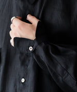 画像をギャラリービューアに読み込む, INTÉRIM インテリムのHIGH COUNT LINEN CLOTH HYPER BIG GATHER SHIRTのBLACK 公式通販サイトsession福岡セレクトショップ
