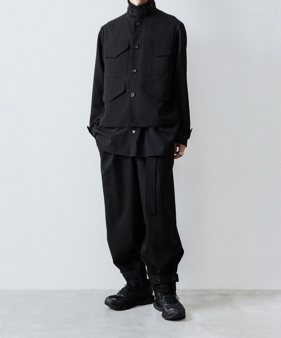 【UJOH】RIB COLLAR 4 POCKETS BLOUSON - BLACK