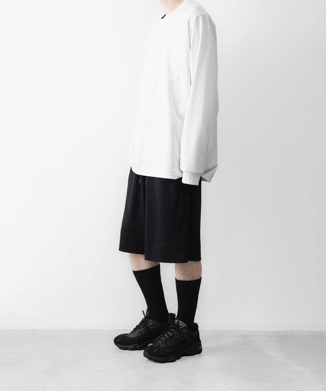 【 WWW 】WIDE SHORTS - BLACK