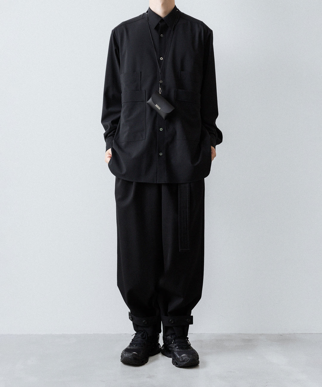 UJOH - ウジョーの4 POCKETS SHIRTのBLACK 公式通販サイトsession福岡セレクトショップ