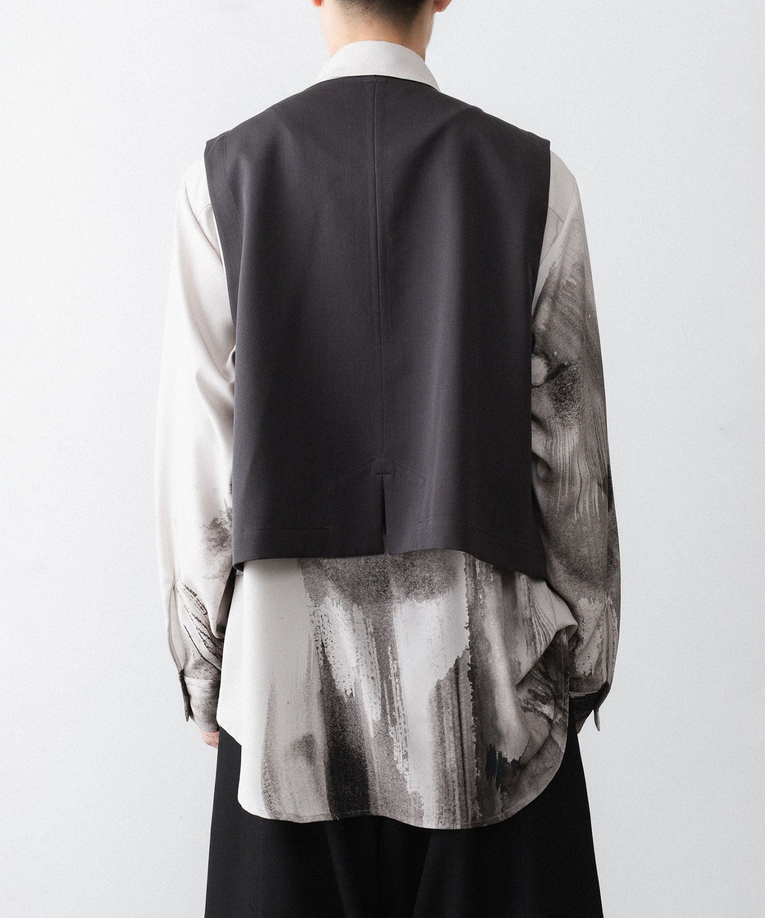 UJOH】BIG POCKET W BELTED VEST - STEEL GRAY | 公式通販サイト