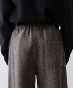 画像をギャラリービューアに読み込む, 【ssstein】WOOL/CASHMERE FLEECE EASY TWIST TROUSERS - GREY BROWN

