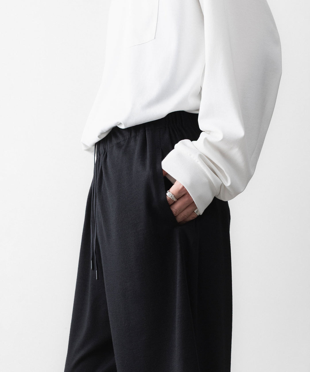 【 WWW 】WIDE SHORTS - BLACK