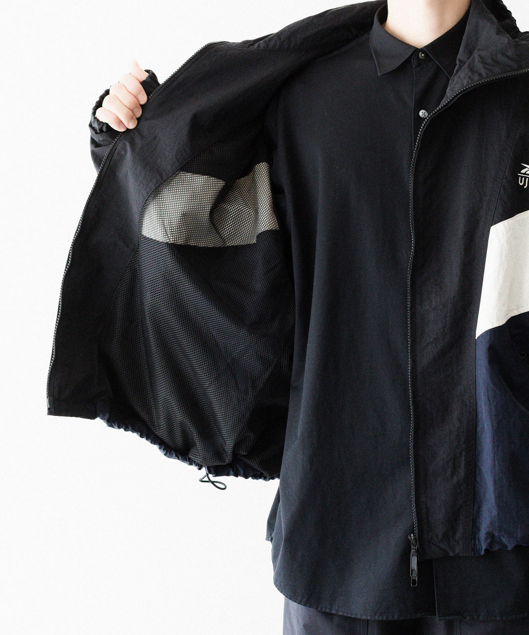 UJOH(ウジョー)×Reebok(リーボック)のZIP STAND COLLAR BLOUSON - BLACKの公式通販サイトsession福岡セレクトショップ