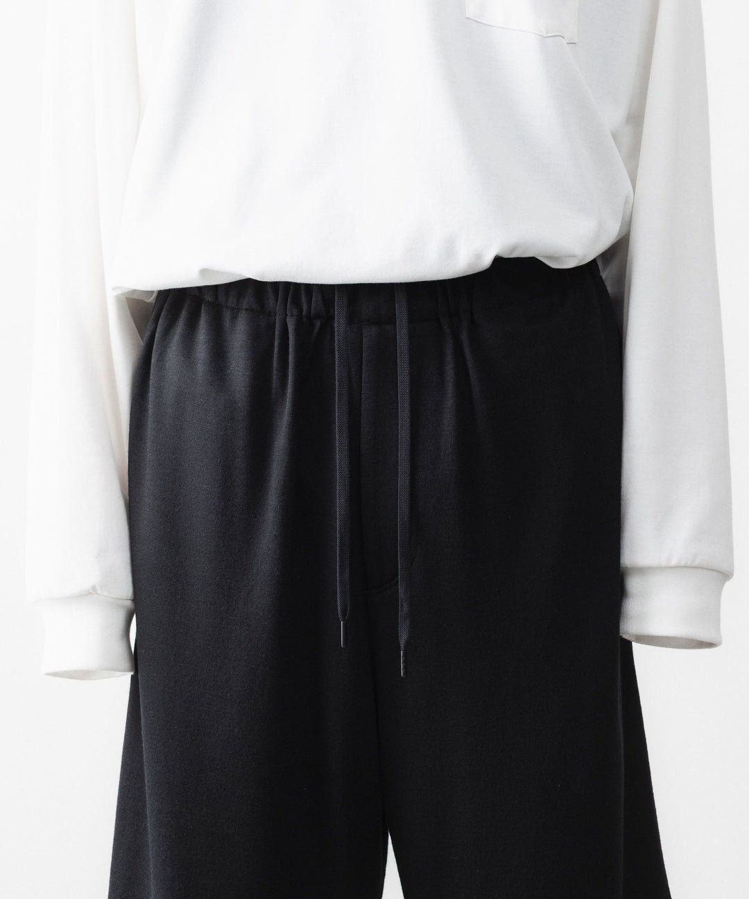 【 WWW 】WIDE SHORTS - BLACK