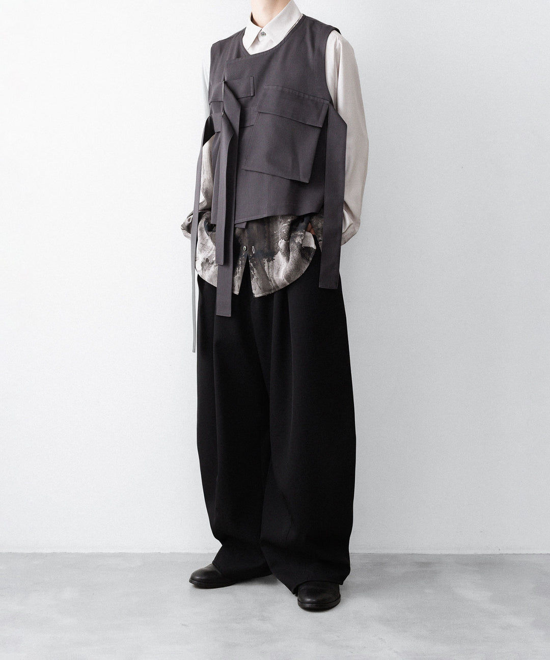 UJOH ウジョーのREGULAR COLLAR SHIRTのGREIGE 公式通販サイトsession福岡セレクトショップ