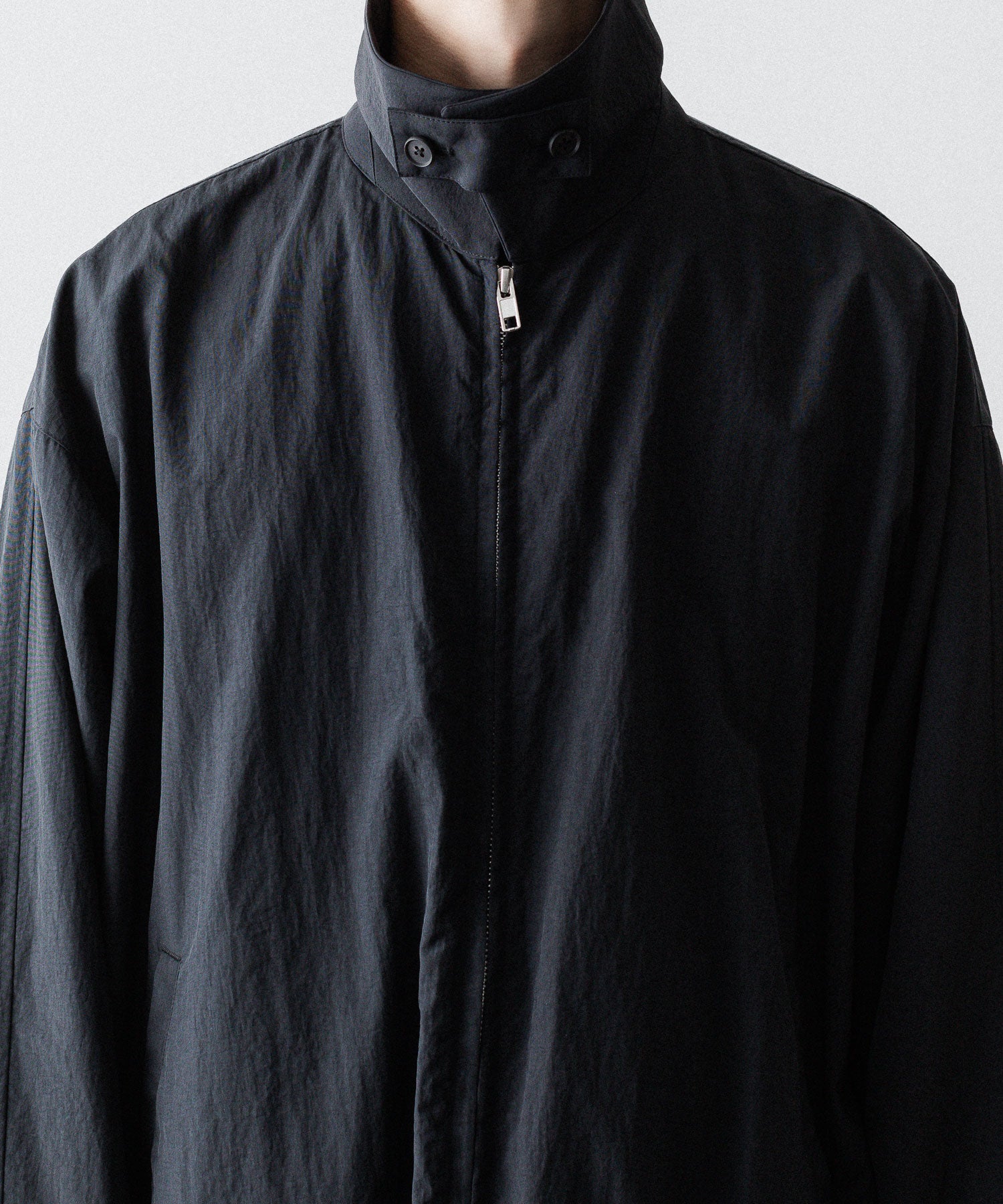ssstein / シュタイン】RECYCLED NYLON OVERSIZED ZIP JACKET - BLACK