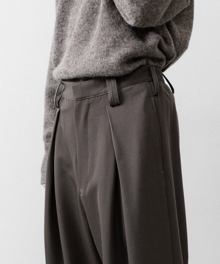UJOH ウジョー CROSS TUCK PNTのOLIVE GRAY 公式通販サイトsession福岡セレクトショップ