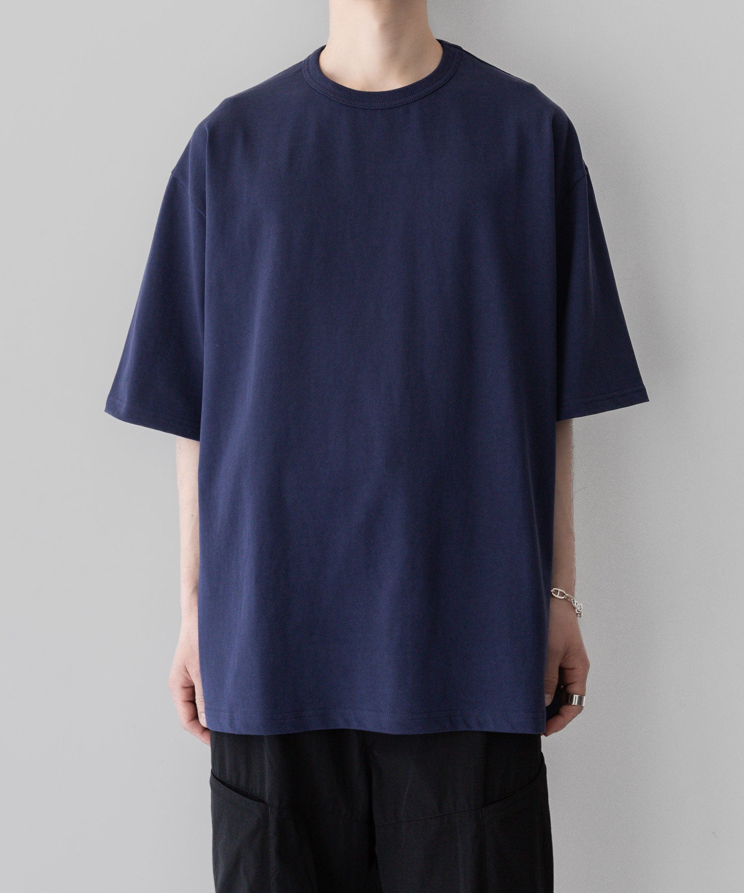【NEITHERS】Wide S/S T-Shirt - NAVY