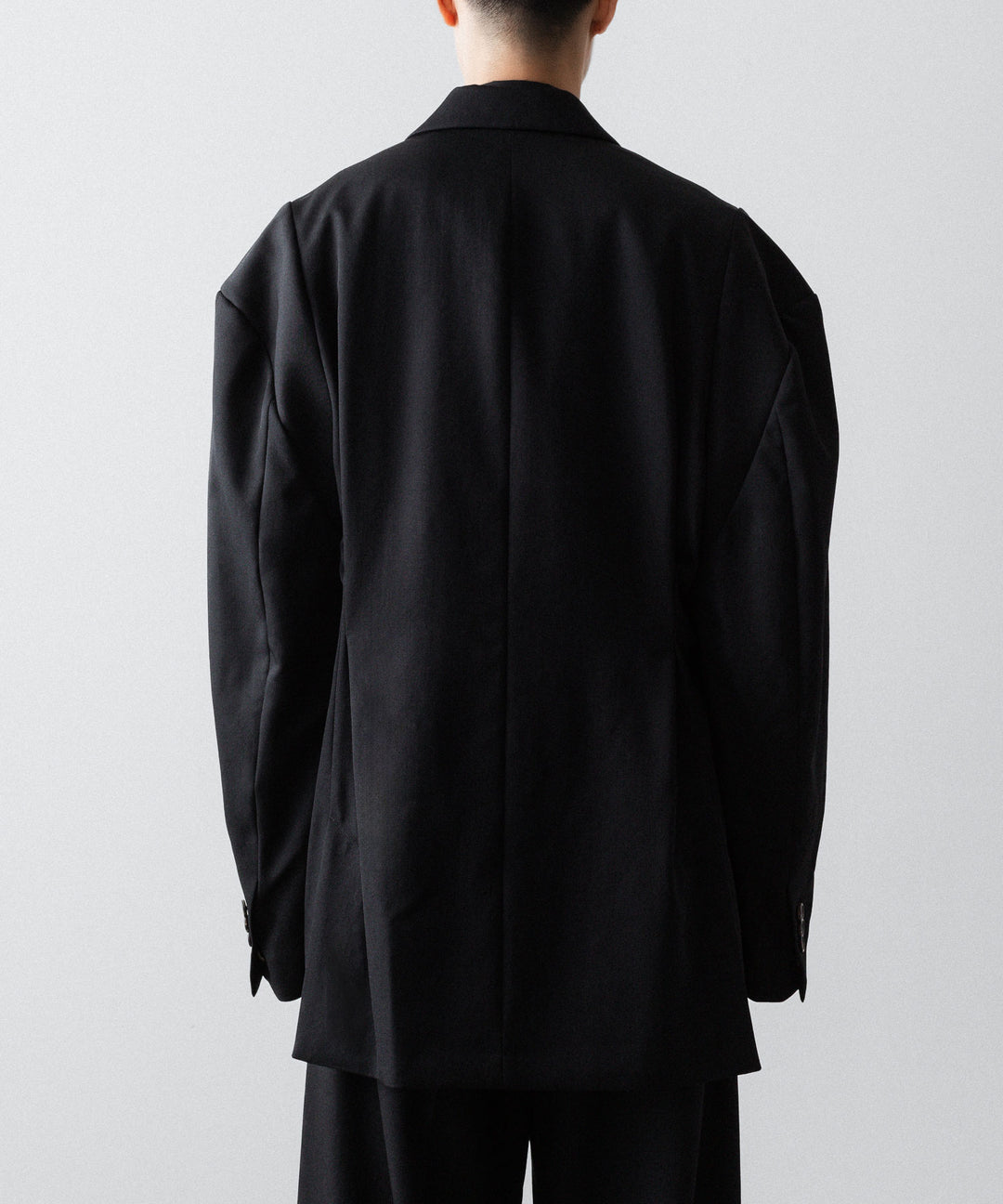 ssstein(シュタイン)のDEFORMED SHOULDER DOUBLE BREASTED JACKET - BLACKの公式通販サイトsession福岡セレクトショップ