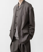 画像をギャラリービューアに読み込む, UJOH ウジョーのSTAND COLLAR FLY JKTのOLIVE GRAY公式通販サイトsession福岡セレクトショップ
