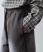 画像をギャラリービューアに読み込む, 【CODA】WORN BLACK AGING FADED DAMAGED SWEATPANTS - WORN BLACK
