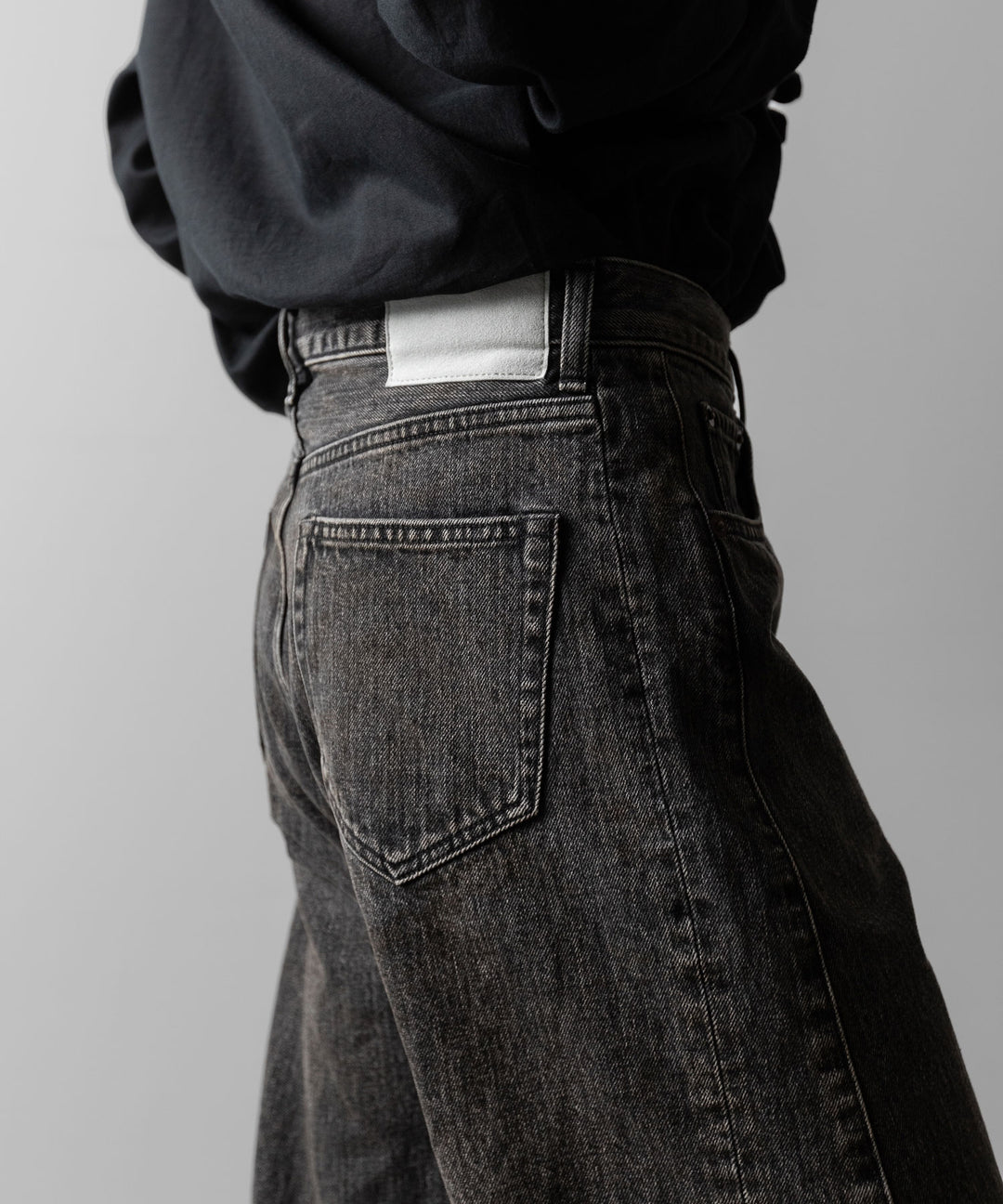 ssstein(シュタイン)のDEFORMED FLARE VINTAGE DENIM JEANS - BLACKの公式通販サイトsession福岡セレクトショップ