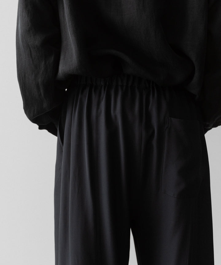 ANTHEM Aアンセムエー のSILKY VISCOSE 2TUCK FLARE EASY PANTS - BLACKの公式通販サイトsession福岡セレクトショップ