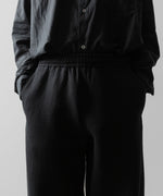 画像をギャラリービューアに読み込む, ssstein(シュタイン)のCOTTON DOUBLE KNIT TWIST SEAM PANTS - BLACKの公式通販サイトsession福岡セレクトショップ
