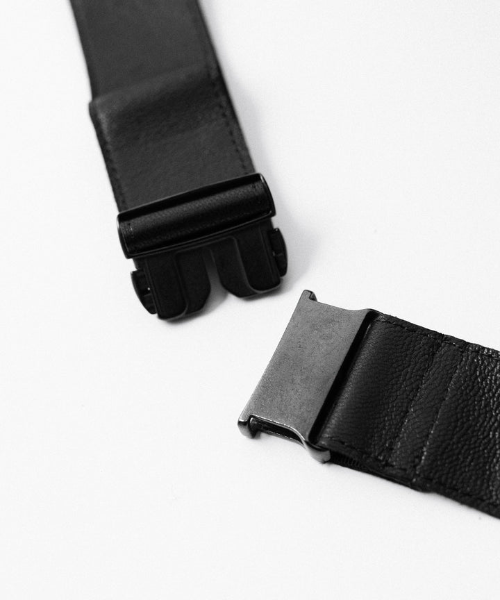 ssstein シュタインのLEATHER SLING BAGのBLACK 公式通販サイトsession福岡セレクトショップ