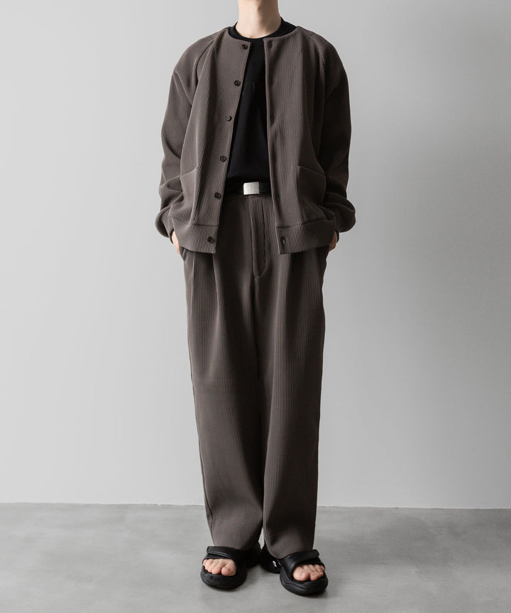 【ssstein】GRADATION PLEATS TWO TUCK TROUSERS - D.GREIGE シュタイン 23SS sessionセッション 福岡セレクトショップ 公式通販サイト