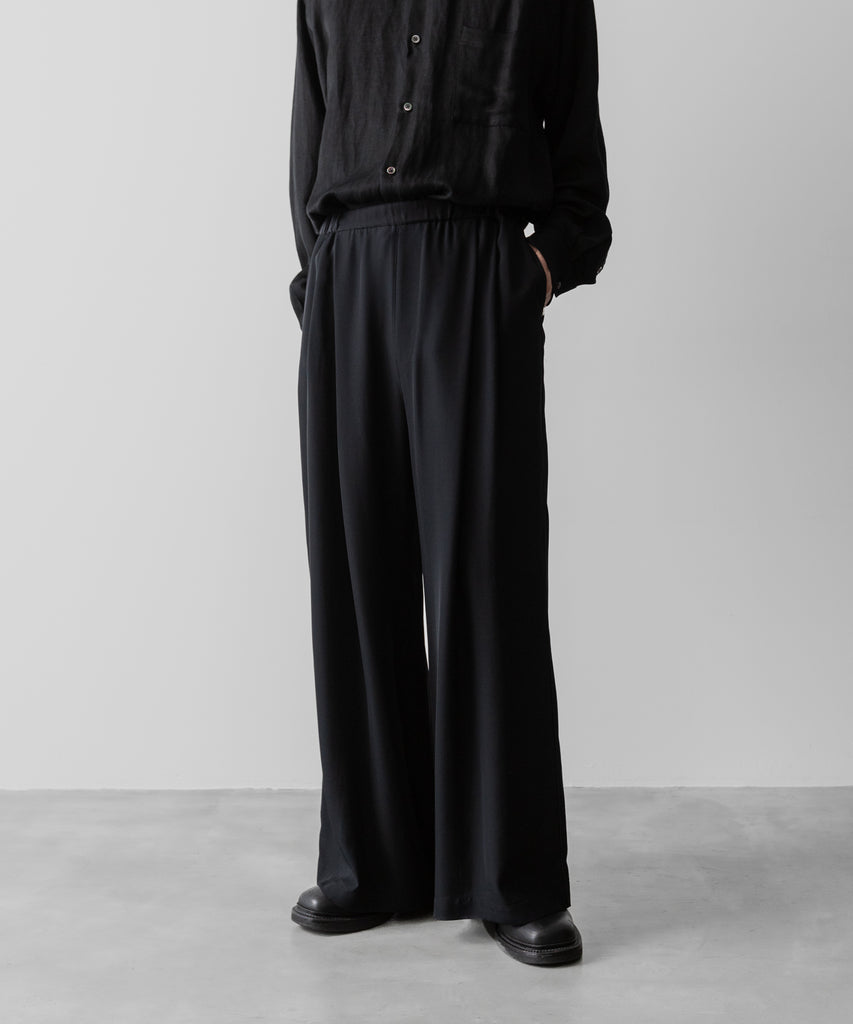 ANTHEM A / アンセムエー】SILKY VISCOSE 2TUCK FLARE EASY PANTS