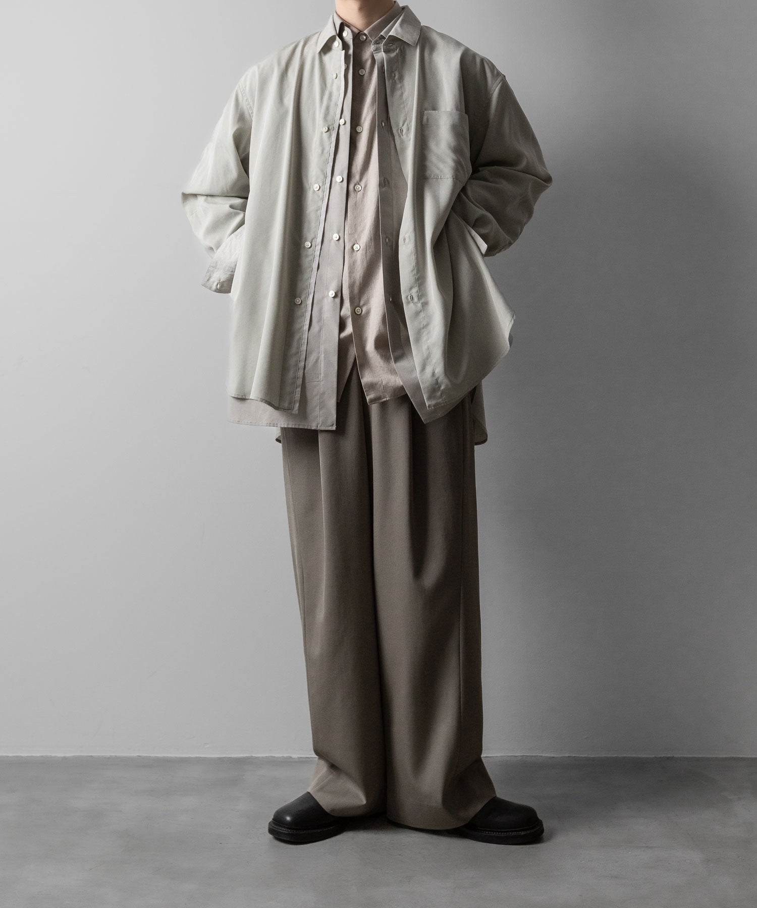 ssstein(シュタイン)のC/SI TWILL OVERSIZED REGULAR COLLAR SHIRT - GREIGEの公式通販サイトsession福岡セレクトショップ