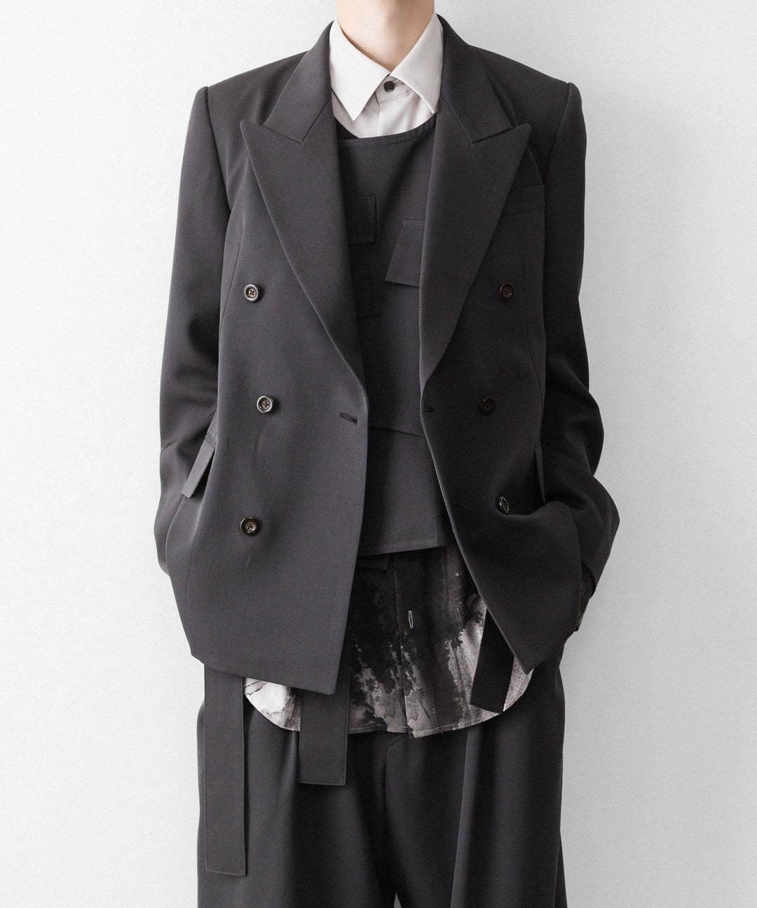 UJOH - ウジョーのLOW GORGE PEAKED LAPEL JKTのSTEEL GRAY公式通販サイトsession福岡セレクトショップ