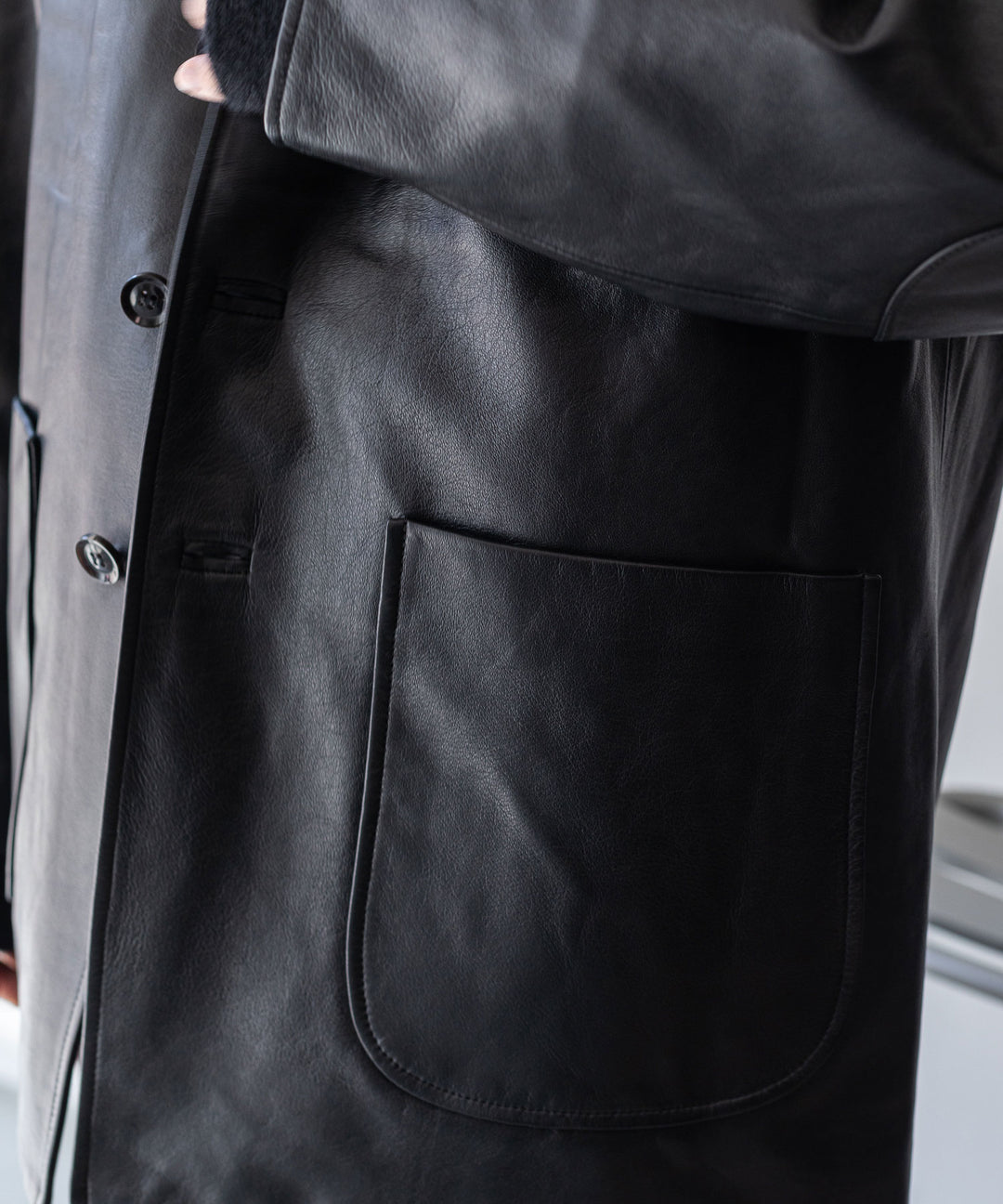【INTÉRIM】インテリムのフォレスティエール LIMITED ITALY LAMBSKIN LEATHER FORESTIERE - BLACK