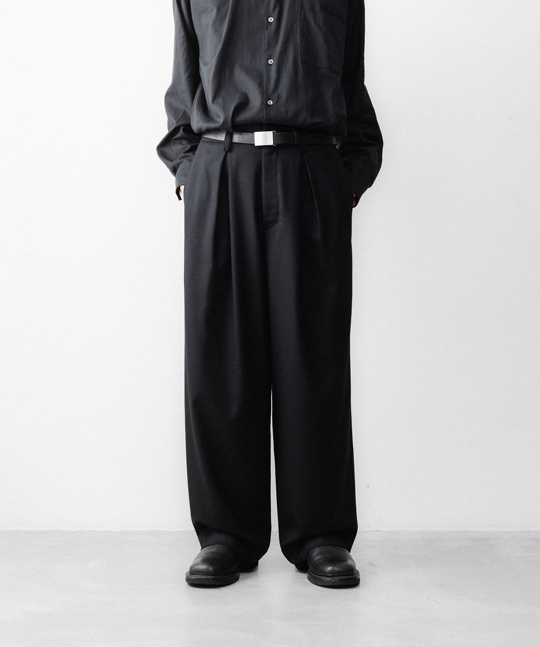 ssstein(シュタイン)のWOOL FLANNEL EASY WIDE TROUSERS - BLACKの公式通販サイトsession福岡セレクトショップ
