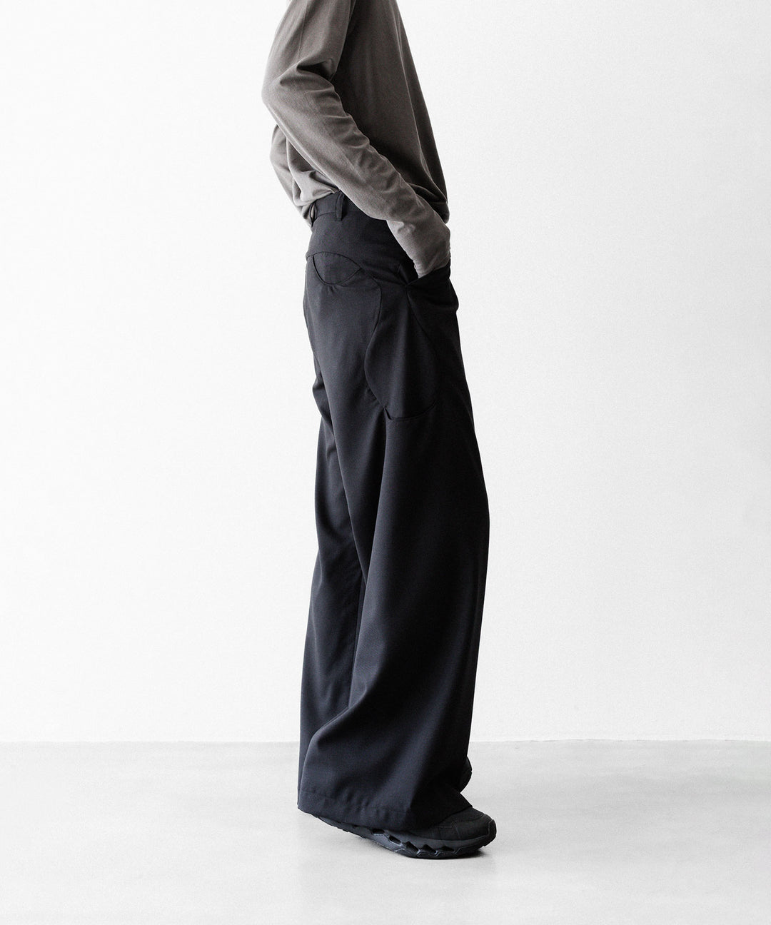 OPPOSE DUALITY オポーズデュアリティのSUB ONG WOOL TRSのBLACKのBLACK 公式通販サイトsession福岡セレクトショップ