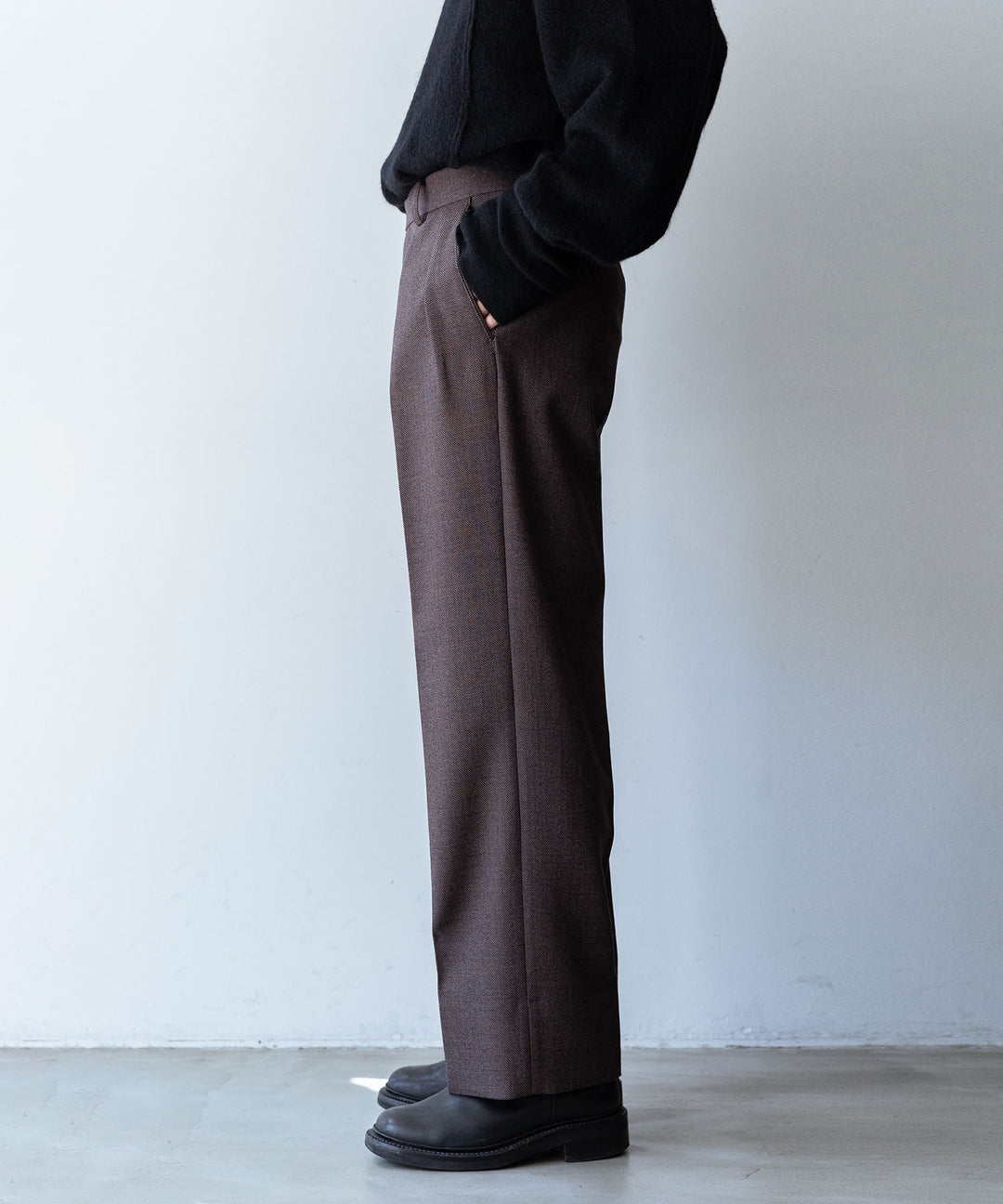 INTÉRIM インテリム LIMITED BASKET WEAVE 2-TUCK STRAIGHT SLACKS - BROWN sessionセッション福岡セレクトショップ 公式通販サイト