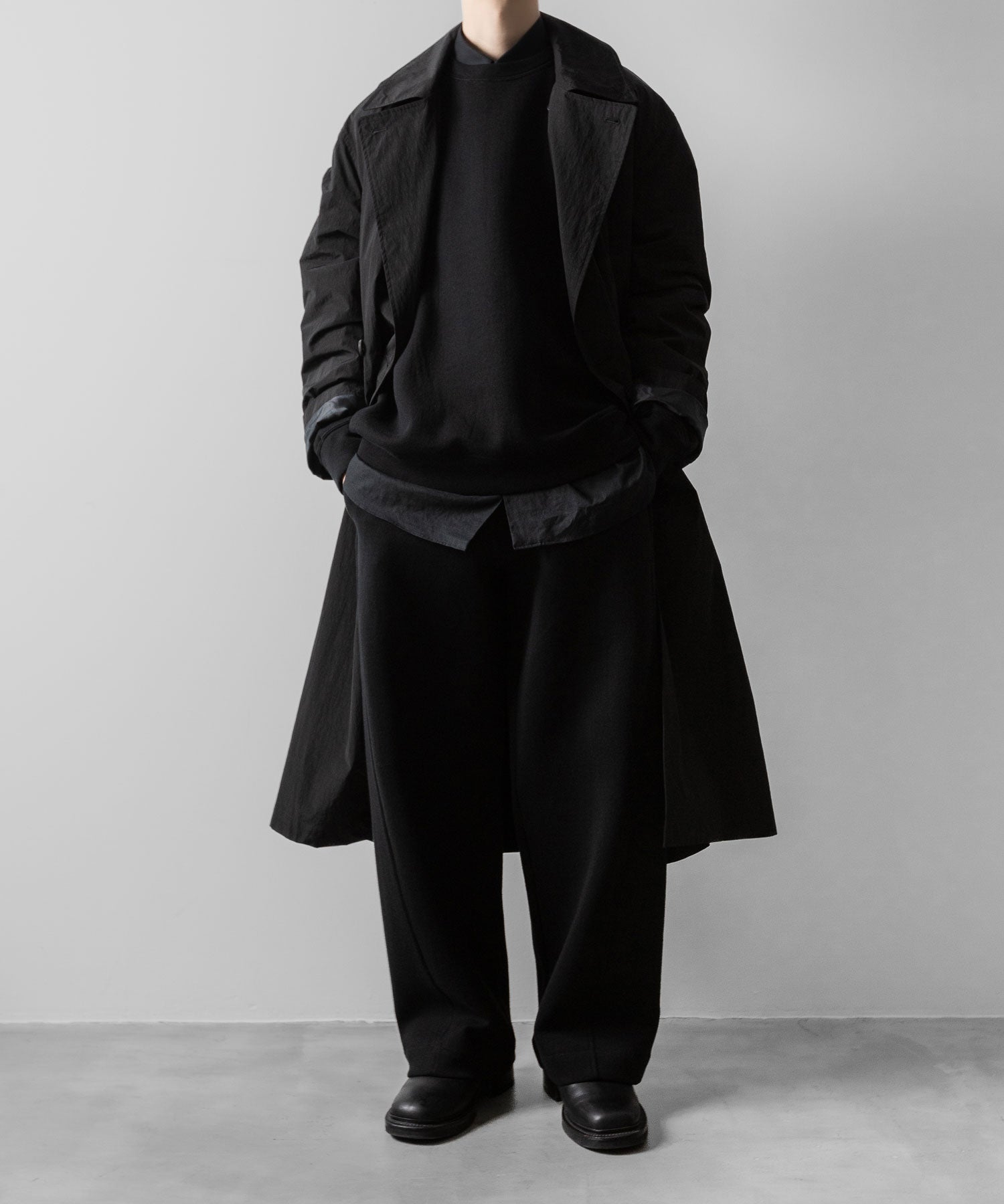 ssstein(シュタイン)のCOTTON DOUBLE KNIT TUCKED CREW NECK LS - BLACKの公式通販サイトsession福岡セレクトショップ