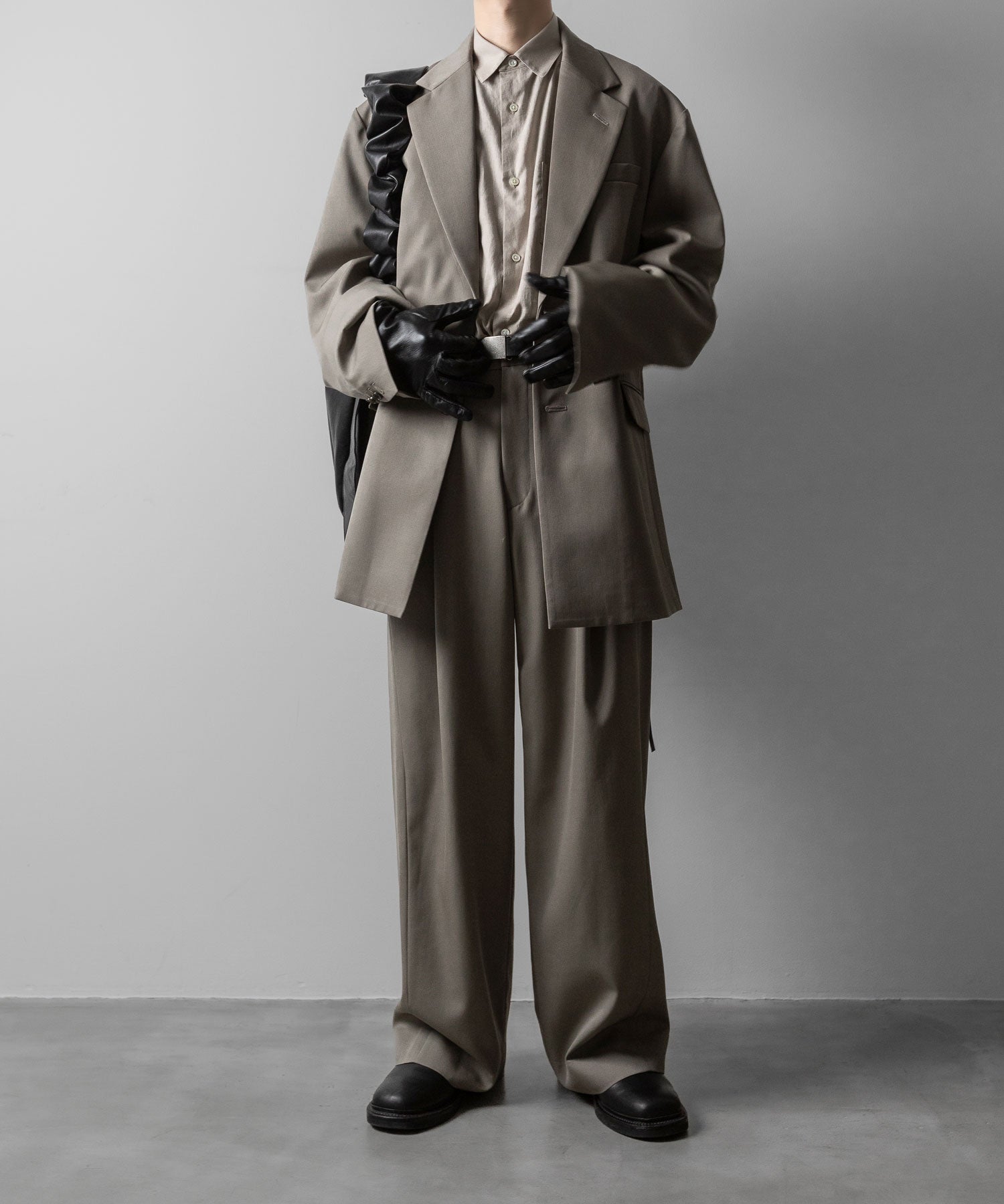 ssstein(シュタイン)のOVERSIZED SINGLE BREASTED LONG JACKET - TAUPE BEIGEの公式通販サイトsession福岡セレクトショップ