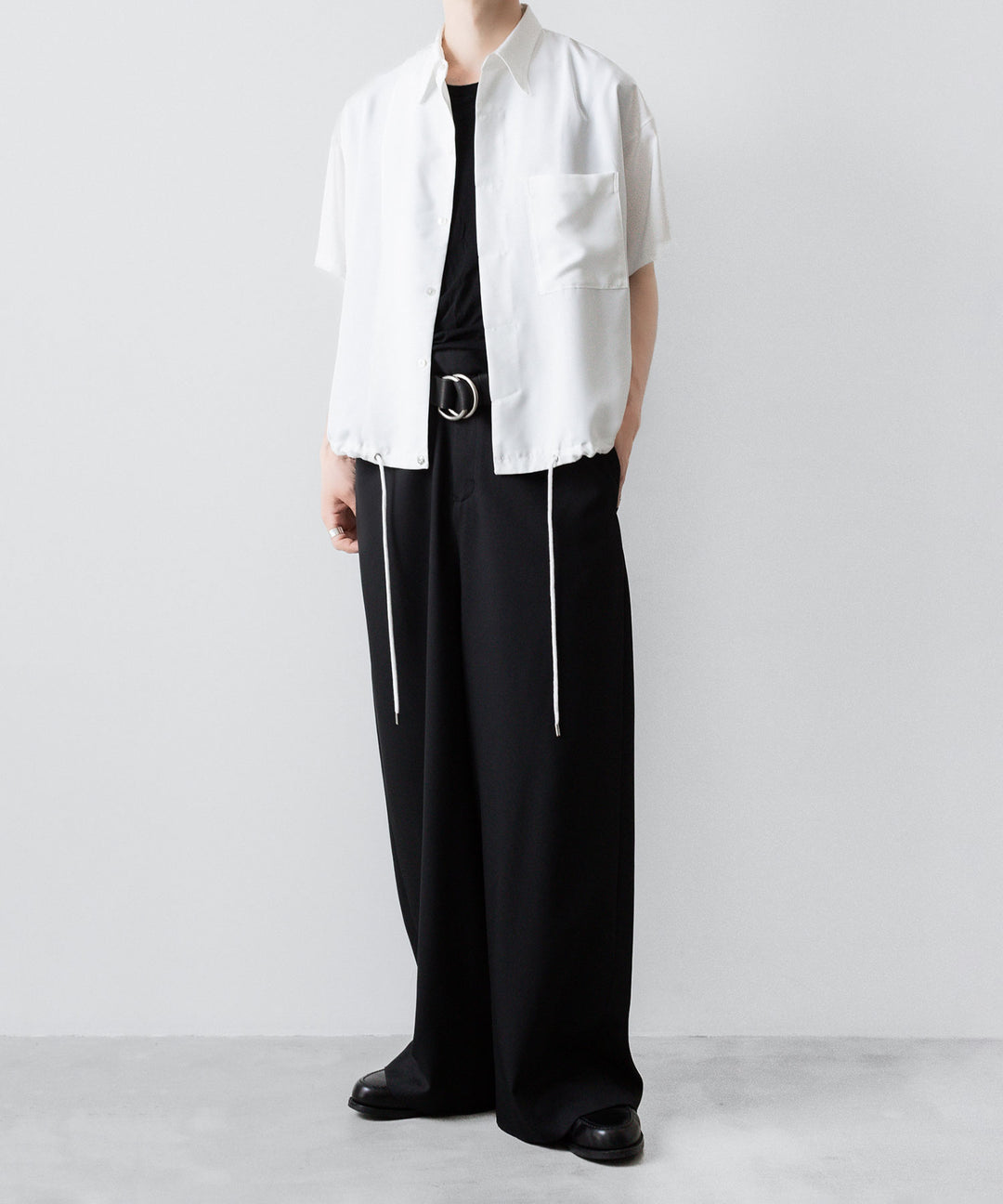 【ato】OVERSIZED DRAW CORD SHIRT - WHITE