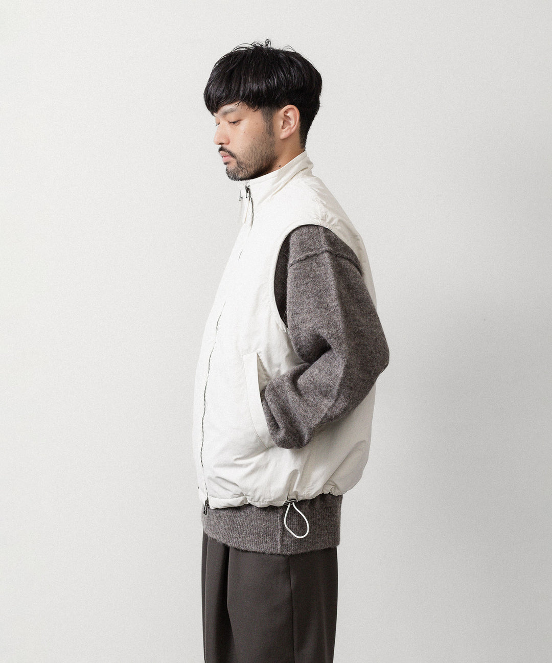 UJOH ウジョーのW ZIP VESTのIVORY公式通販サイトsession福岡セレクトショップ