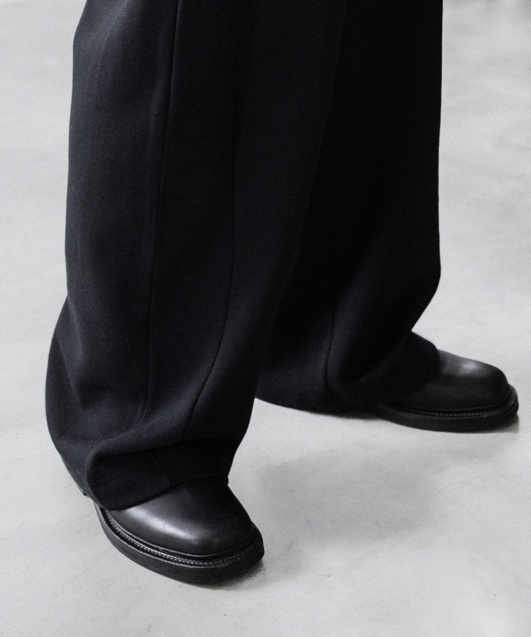 ssstein(シュタイン)のYAK/COTTON SWEAT EASY TROUSERS - BLACKの公式通販サイトsession福岡セレクトショップ