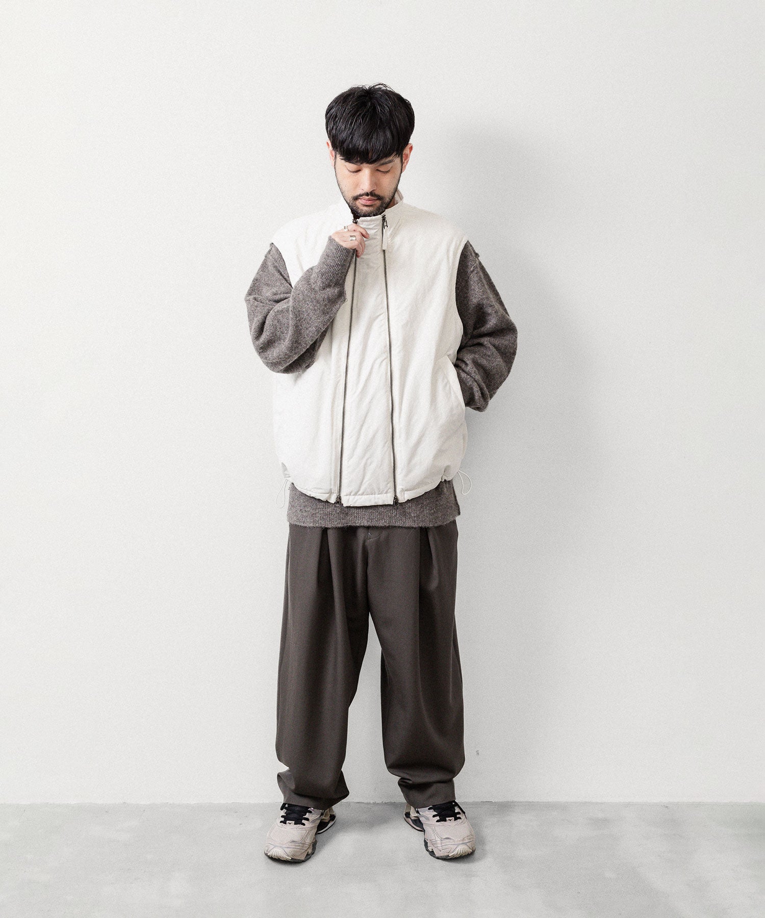 UJOH ウジョーのW ZIP VESTのIVORY公式通販サイトsession福岡セレクトショップ