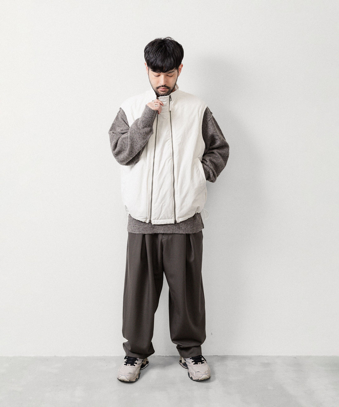 UJOH ウジョーのW ZIP VESTのIVORY公式通販サイトsession福岡セレクトショップ
