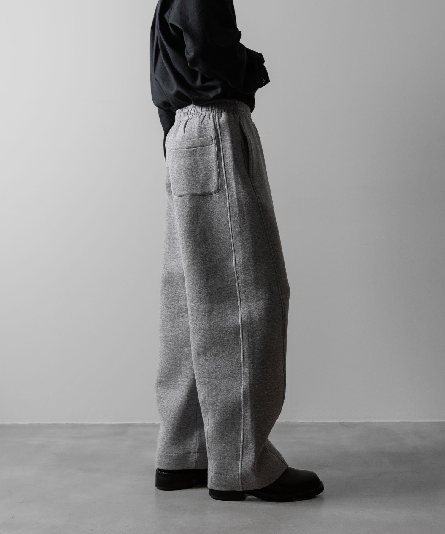 ssstein(シュタイン)のCOTTON DOUBLE KNIT TWIST SEAM PANTS - TOP GREYの公式通販サイトsession福岡セレクトショップ