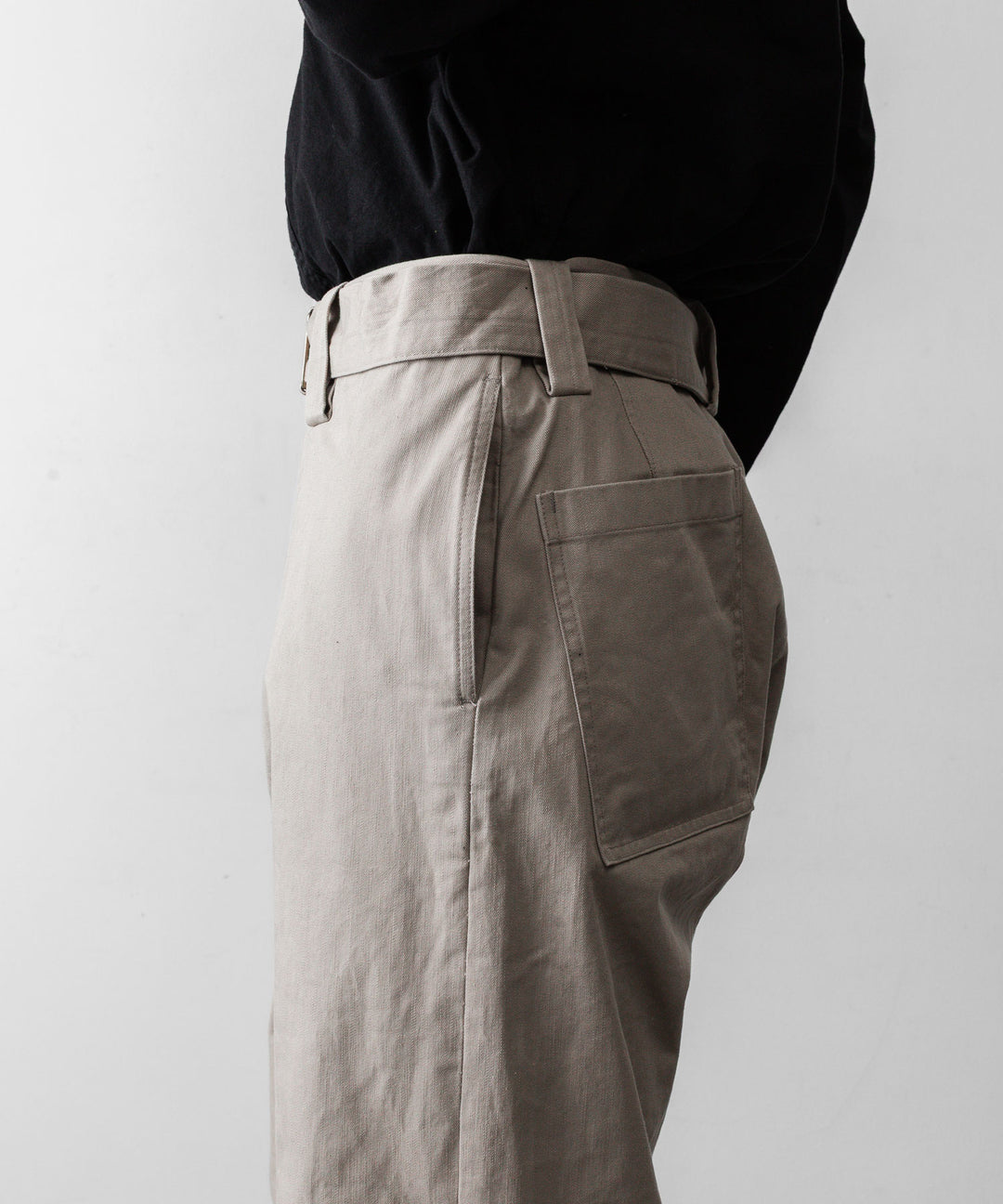 INTÉRIM インテリムのFABRIC WASHER CHINO BELTED FRENCH ARMY MIL BAGGY TROUSERのBEIGE 公式通販サイトsession福岡セレクトショップ