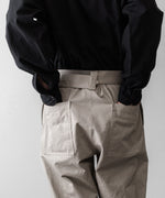 画像をギャラリービューアに読み込む, INTÉRIM インテリムのFABRIC WASHER CHINO BELTED FRENCH ARMY MIL BAGGY TROUSERのBEIGE 公式通販サイトsession福岡セレクトショップ
