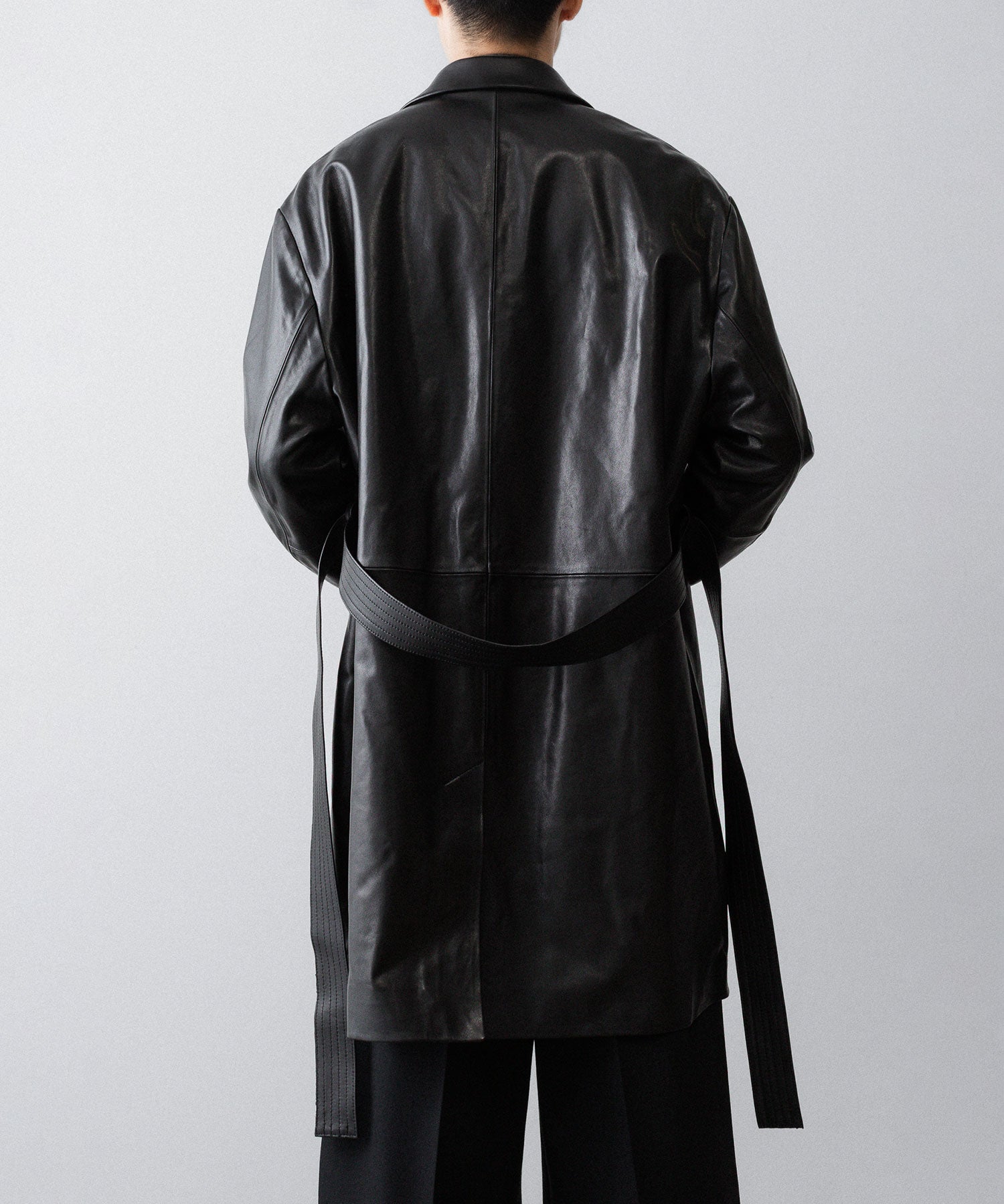 ssstein / シュタイン】LAMBS LEATHER HALF COAT - BLACK | 公式通販