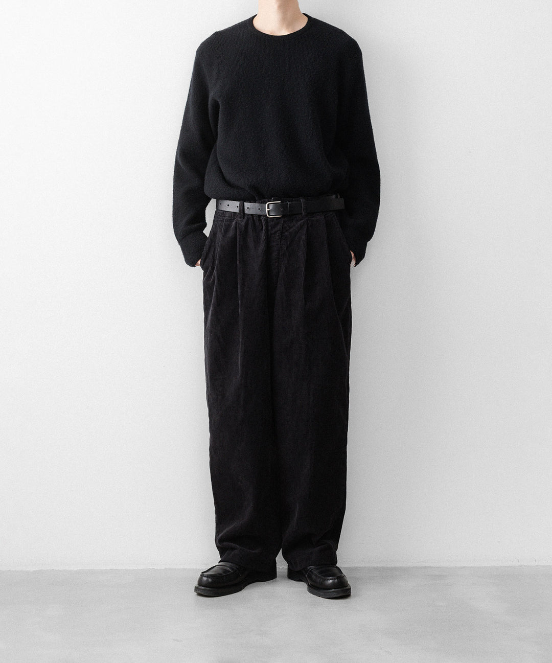 concause-コンコースのCORDUROY WIDE TAPERED SLACKSのBLACK公式通販サイトsession福岡セレクトショップ