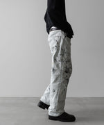 画像をギャラリービューアに読み込む, 【INTÉRIM】MILK PAINT WWII 1943 HEAVY KIBATA SHUTTLE DENIM JEANS - P.B.WHITE
