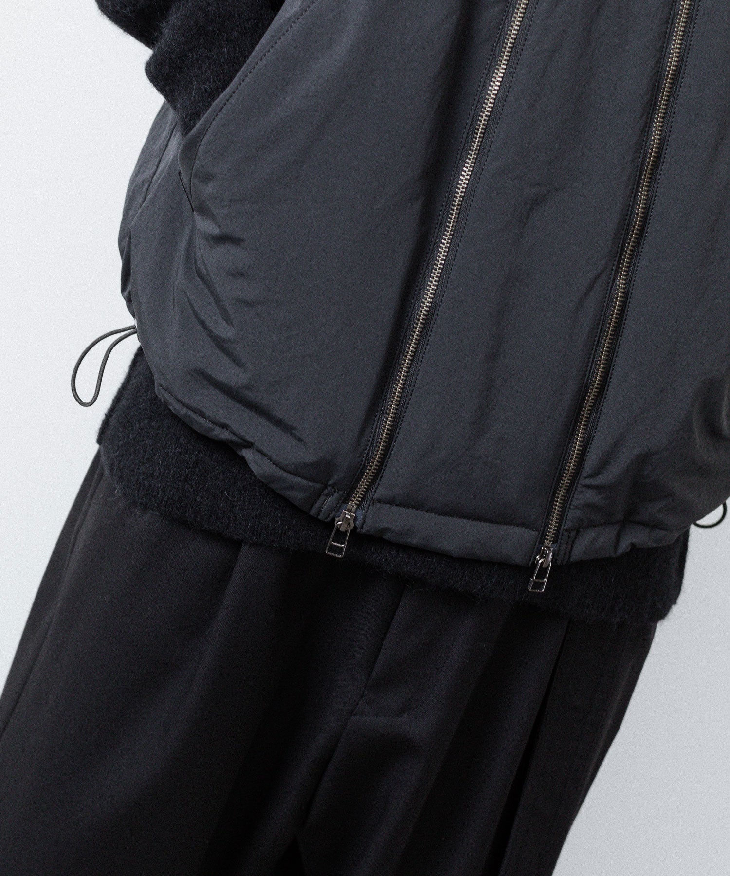 UJOH ウジョーのW ZIP VESTのBLACK 公式通販サイトsession福岡セレクトショップ