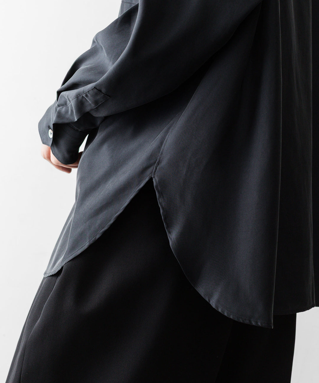 ssstein(シュタイン)のCUPRO TWILL OVERSIZED LS SHIRT - BLACKの公式通販サイトsession福岡セレクトショップ