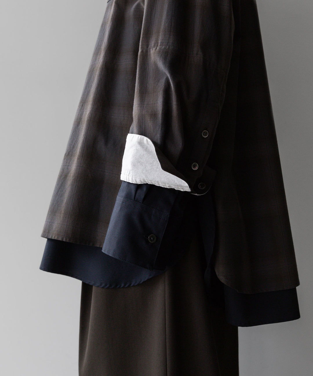 stein(シュタイン)のOVERSIZED LAYERED SHIRTのOMBRE CHECK（KHAKI）公式通販サイトsession福岡セレクトショップ